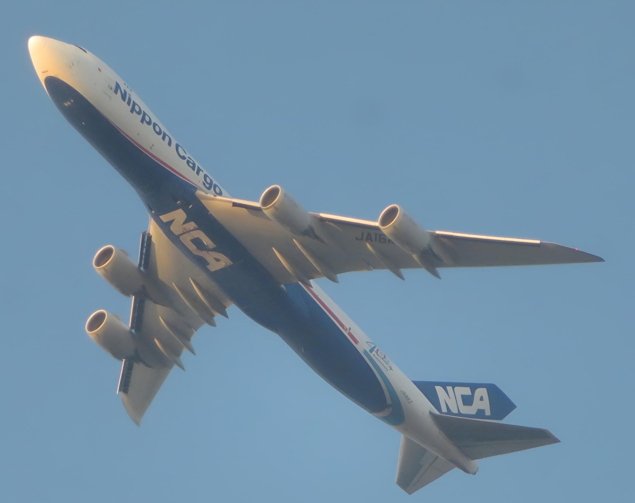 BOEING B747 SRF  JA8158  NCA GSE付き 330px-