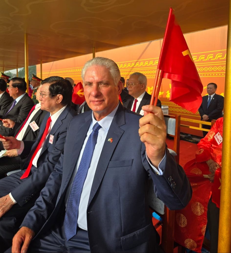 LA IMAGEN DEL DÍA: ¡el símbolo de la hermandad entre #Cuba y #Vietnam!