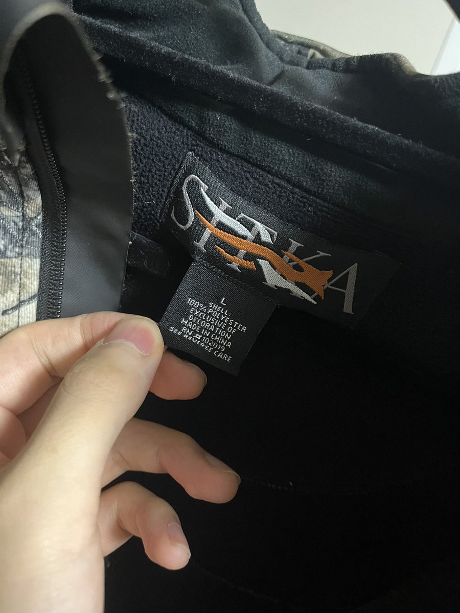 クローゼットゴソゴソやってたらこれもあった
SITKA1.0なんて今売れるのかなw