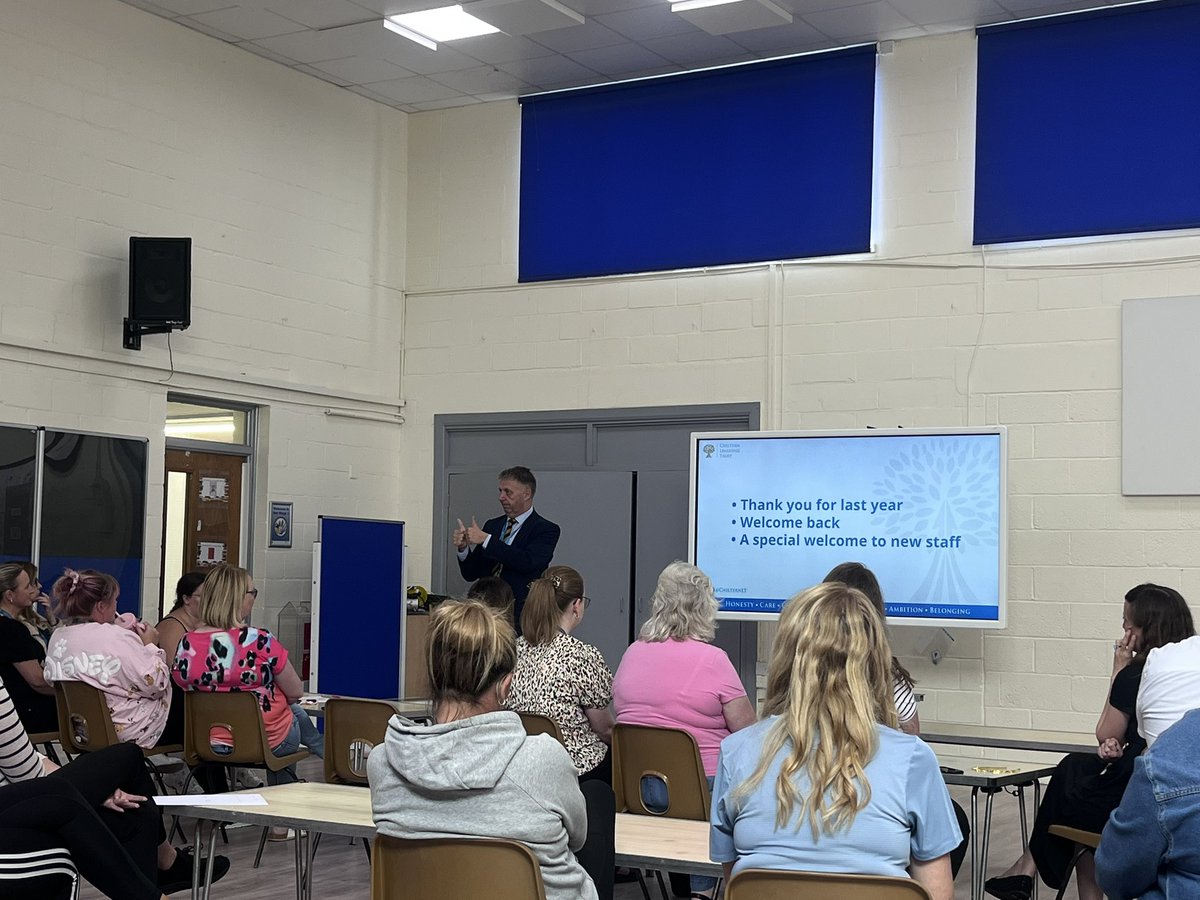 Back to school for all colleagues at Lark Rise and we’re ready for the year ahead! Thanks to <a href="/AJRAllModCons/">Adrian Rogers</a>, the CEO of <a href="/ChilternLT/">Chiltern Learning Trust | Bedfordshire & Luton</a> for the warm welcome back this afternoon 💙💛