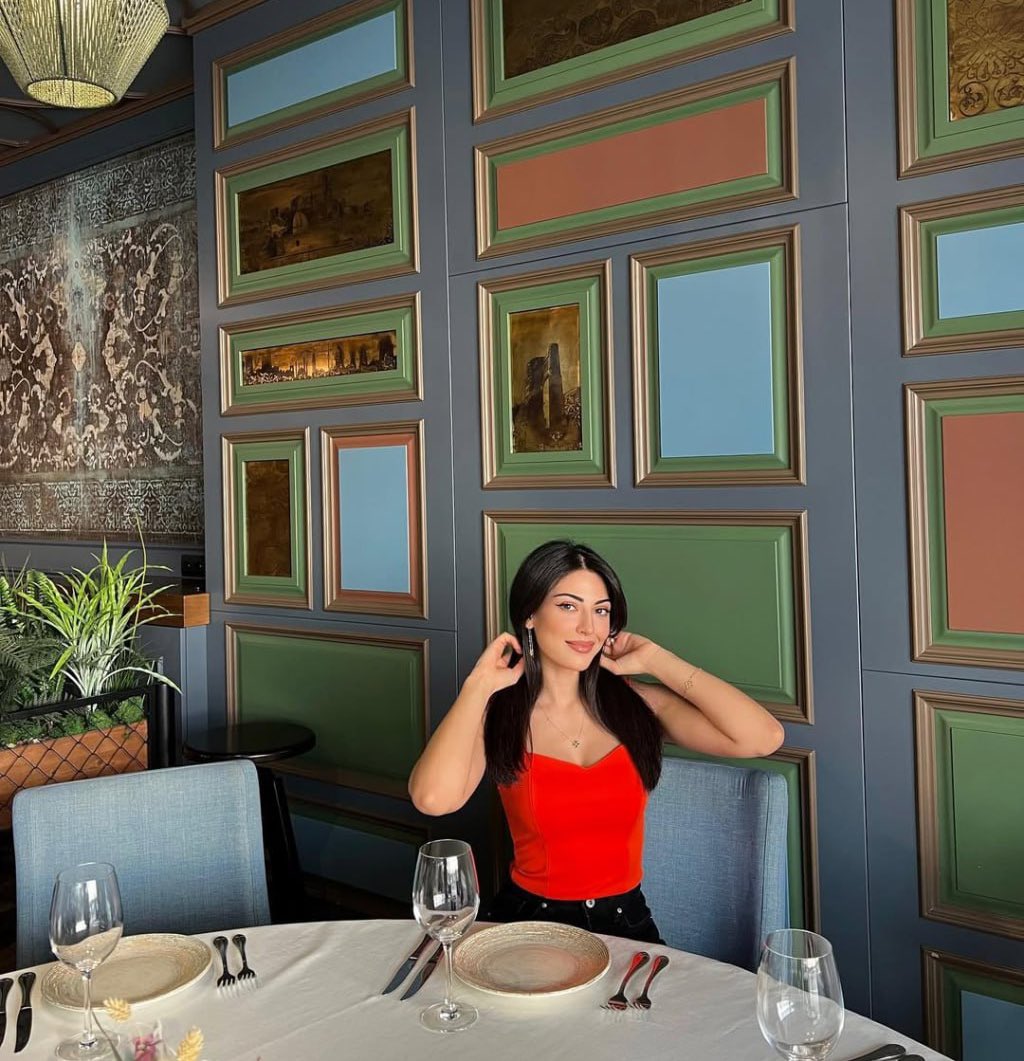 Aana_sharma_07's tweet image. Embracing the little moments because life’s beauty lives in the details we often overlook❤️
#germany #liveauthentically #lifeinfullcolor #soulfulliving #feelingpostive