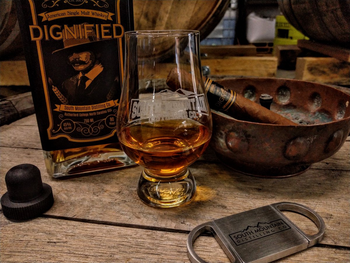 SMtnDistiling's tweet image. Craftsmanship and tradition meet in every bottle at South Mountain Distillery. Discover our generational recipes and innovative distillation processes. 🍷✨ Learn more: wix.to/Rqd8rGi #Whiskey #CraftDistilling #Tradition