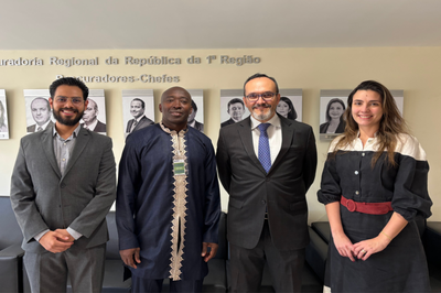 MPF recebe visita de advogado de Direitos Humanos de Guiné Equatorial. 

➡️ Saiba mais: mpf.mp.br/pfdc/noticias/…