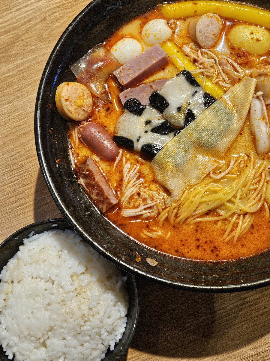 건두부 이불 덮은 판다