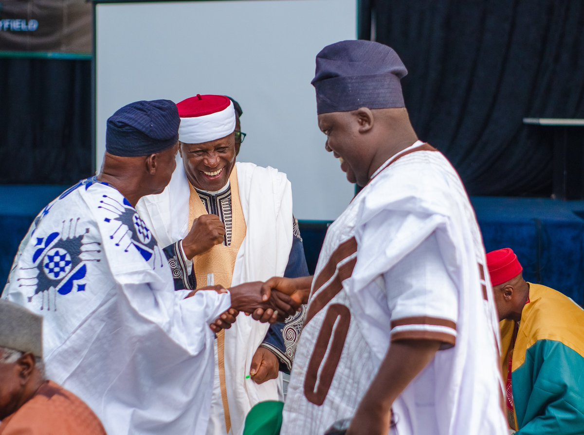 NigeriaSPRiNG's tweet photo. Traditional rulers in Plateau State participated in capacity building workshop on mediation and conflict transformation organised in Jos on 27-29 August.

Organized by @justice_jos, @NigeriaSPRiNG  &amp; PSPBA, the forum focused on peacebuilding, resilience and collaboration. https://t.co/yFQsGYSEPm