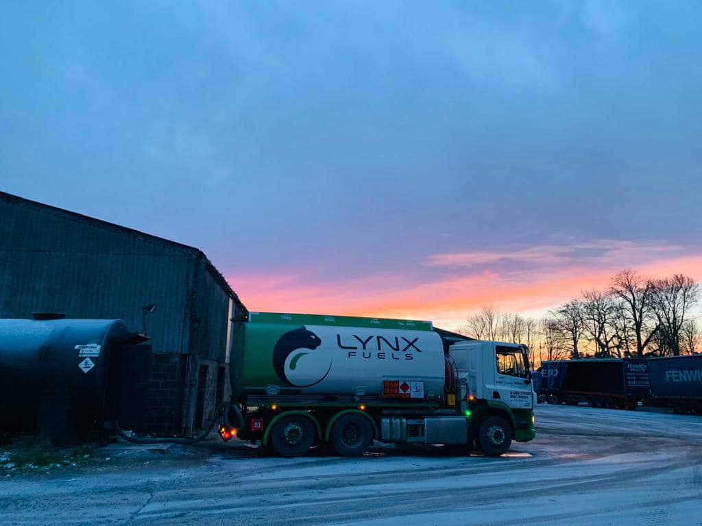 You know it’s autumn when…

The pumpkin spice lattes appear ☕
The evenings get darker 🌙
And you start that classic thermostat battle in the house 🔥❄️

We can’t help with the pumpkin spice (sorry!), but we can keep your home warm!

lynxfuels.co.uk