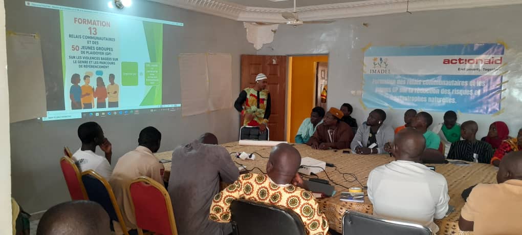 ONGImadel's tweet photo. << Former pour protéger, sensibiliser pour agir.>>
Cette initiative vise à renforcer leurs capacités afin qu’ils deviennent des acteurs clés dans la prévention, la détection et le plaidoyer en VBG.
2/2 https://t.co/0t1lxhyt5n