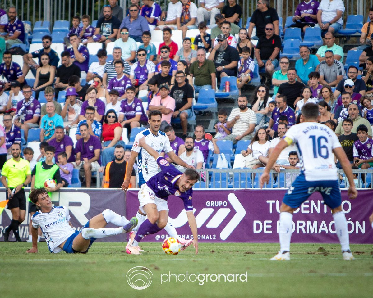 💜MVP JORNADA 1💜

<a href="/deporguada/">C.D. Guadalajara 🟣⚪️</a> 2️⃣ - 1️⃣ <a href="/CDTenerife/">CDTenerife</a>

“Lo saben en los bares, MVP Tavares.” 🪄⚽️

🏆 Ranking MVP 

1️⃣ Tavares ⭐

#PrimeraFederación #MVP
