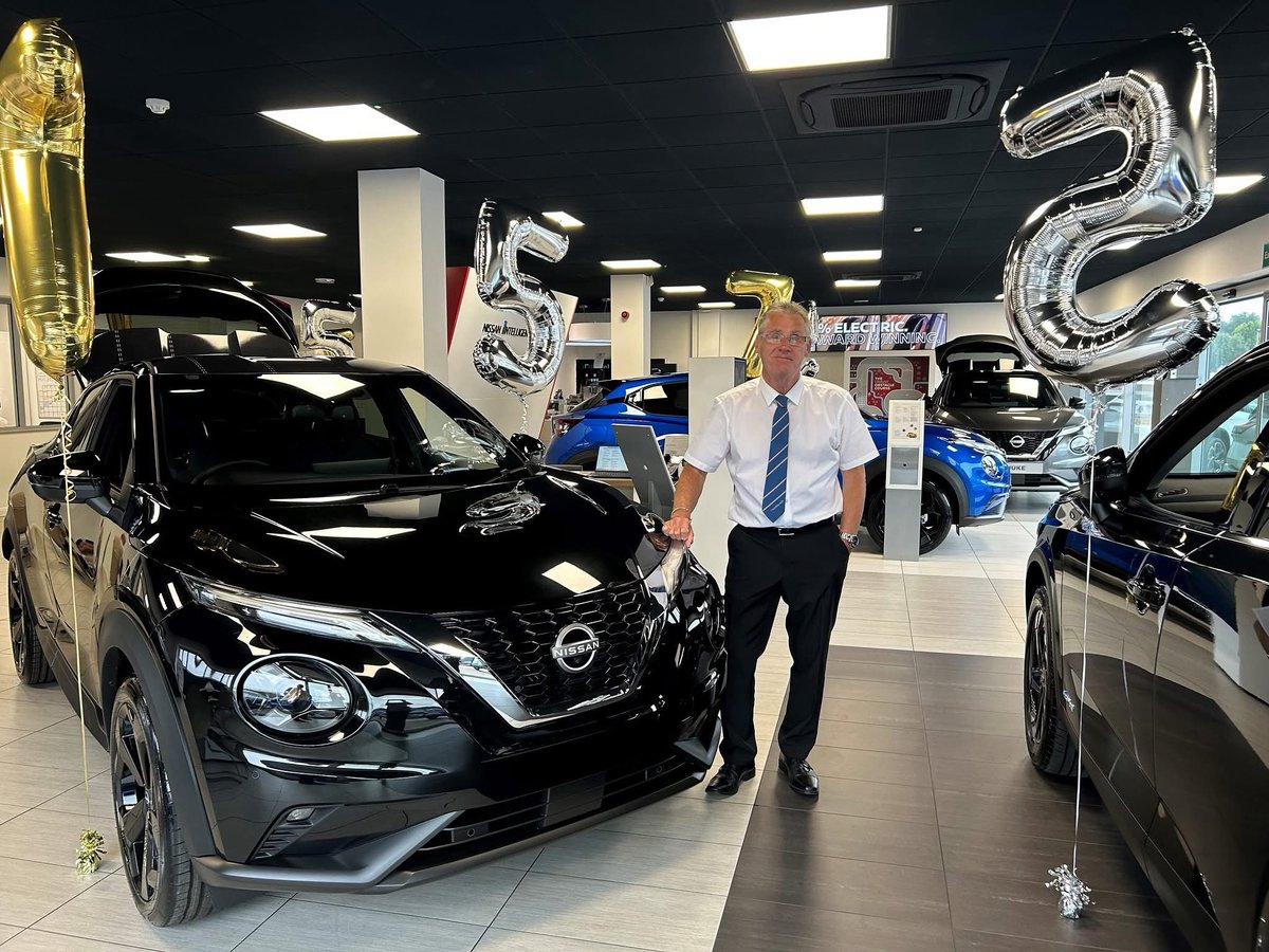 Celebrations are in order… 🎉

No, it’s not Martin’s 75th birthday (although he is a fan of a good slice of cake 😉), 75-plates have arrived at Griffin Mill! 

We’re excited to see all our happy customers hit the road with their new cars!  

#GriffinMill #Pontypridd #75Plates