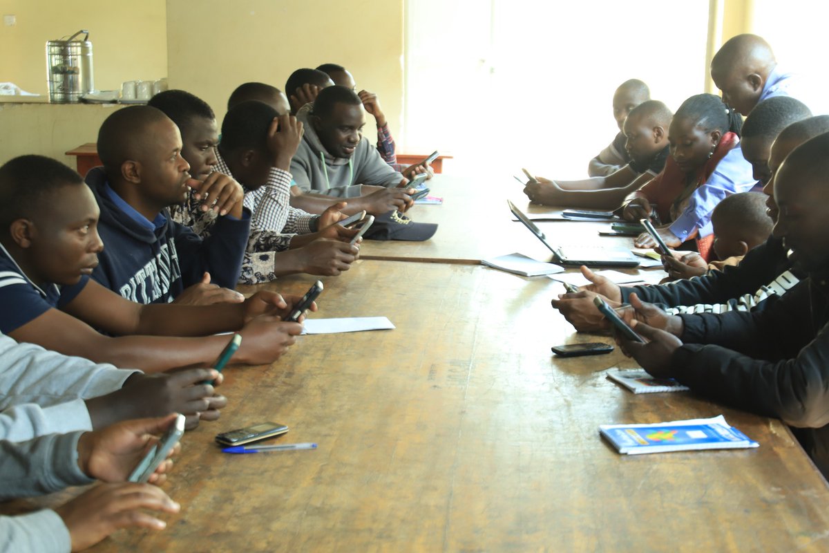 Day 2: How its going with the ICT Retooling Programme for secondary school teachers at Mpanga Secondary School in Fort Portal. The programme will create Digital Teacher Champions in schools, driving ICT clubs &amp; sustainable digital skills across the country!
#SmarterUganda