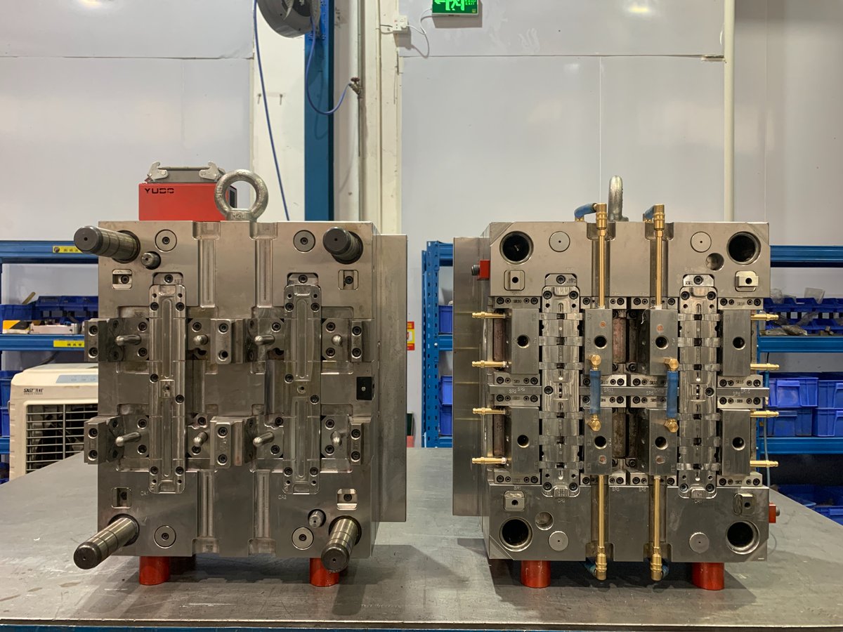 ImmetechLtd's tweet image. Precision isn't just a word. It's a promise.
At #IMMETECH, every surface, every tolerance, down to ±0.002mm, is meticulously engineered. 🛠️
This isn't just a #mold. It's the foundation for flawless performance.💡