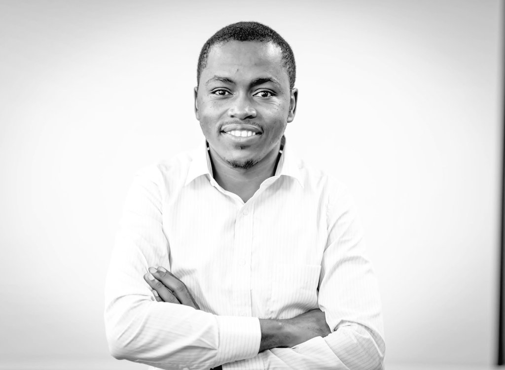 SModestius's tweet image. "Two things ruin wisdom: Staying silent when you should speak and speaking when you should stay silent." Persian proverb