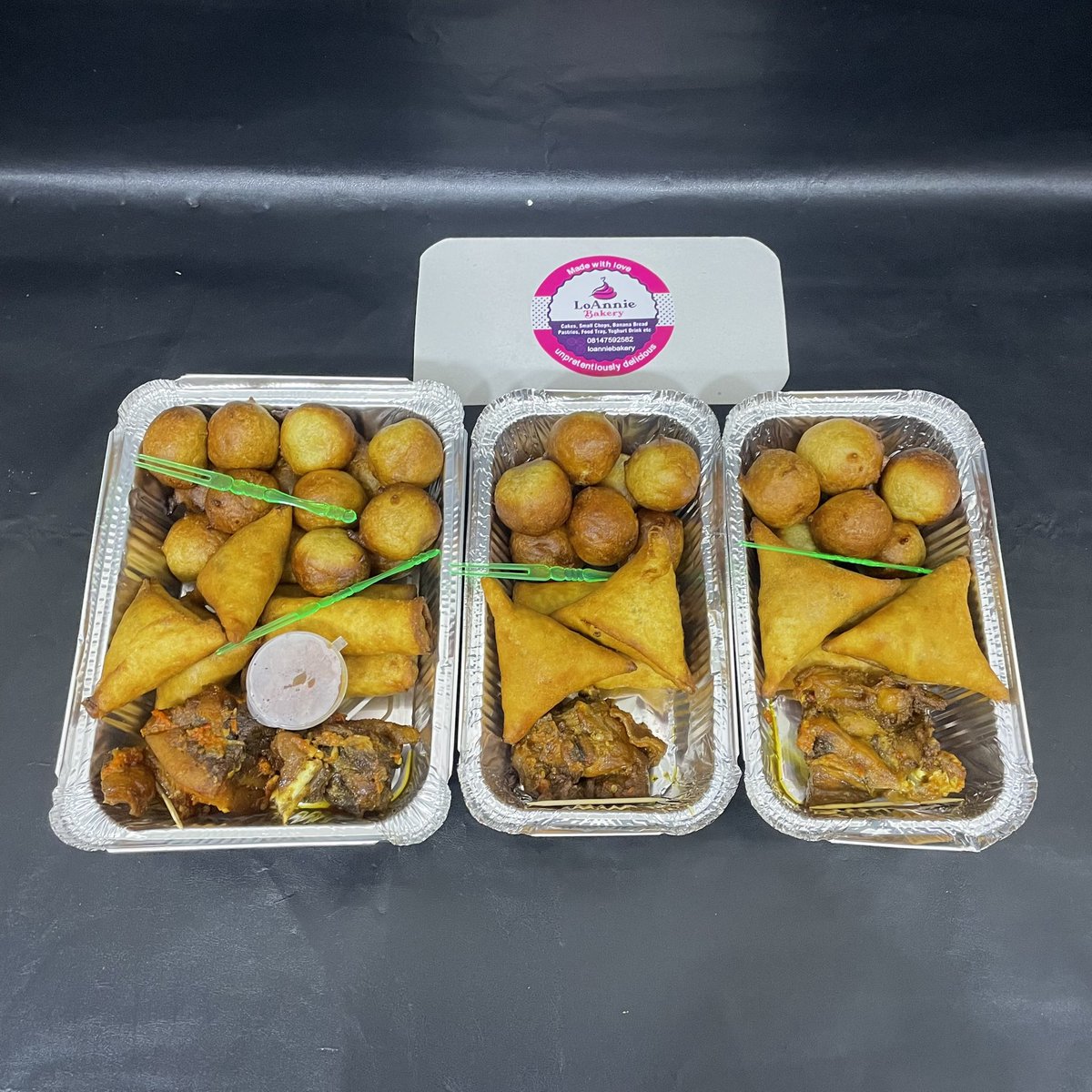 Delicious packs of small chops are available to order today.

Price (frame 1): 3800 each

Other packs/platters are available.
You can also create your own custom platter.

Send a message or use the link in bio for order placement and enquiries.
☎️08147592582

📍ABEOKUTA