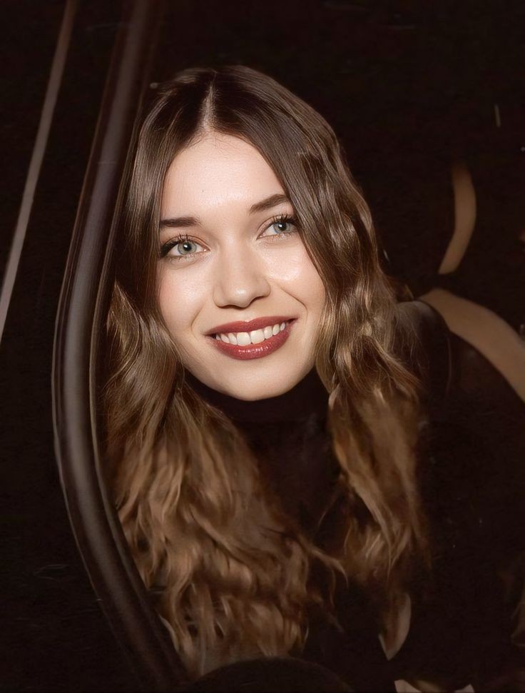 #AfraSaraçoğlu AfraSaraçoğlu