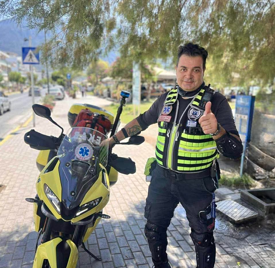 🚨 Επείγουσα Έκκληση για Αίμα

Ο Δημήτρης Μητρόπουλος, διασώστης ΕΚΑΒ, νοσηλεύεται σε κρίσιμη κατάσταση στη ΜΕΘ Νίκαιας μετά από τροχαίο εν ώρα υπηρεσίας.

🩸 Ζητείται άμεσα αίμα σε όλα τα νοσοκομεία, δηλώνοντας το όνομά του.

Παρακαλούμε για άμεση ανταπόκριση.