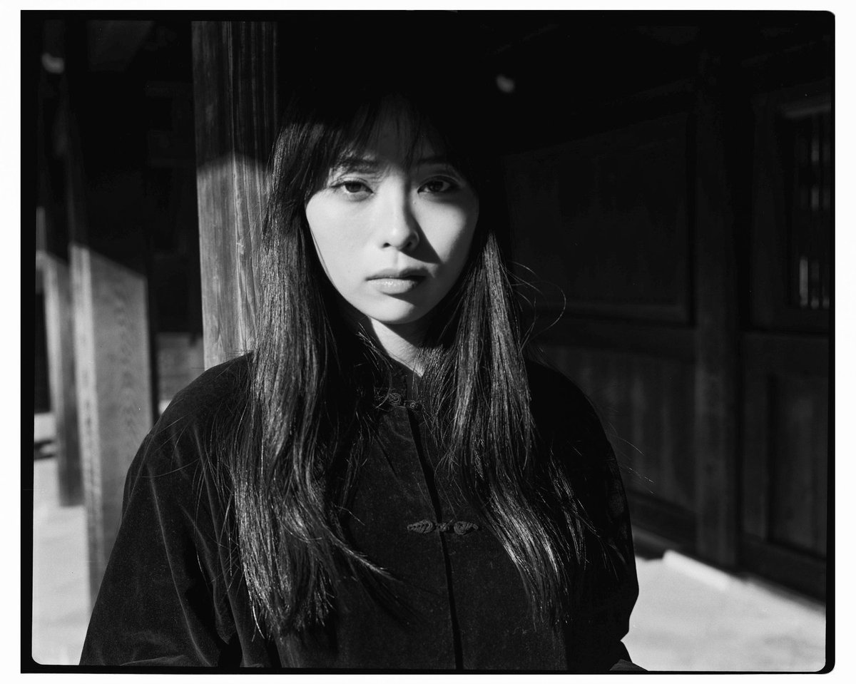 【写真集】LIFE IS FLEETING、石橋純 商品検索 - BOOK AND SONS オンラインストア