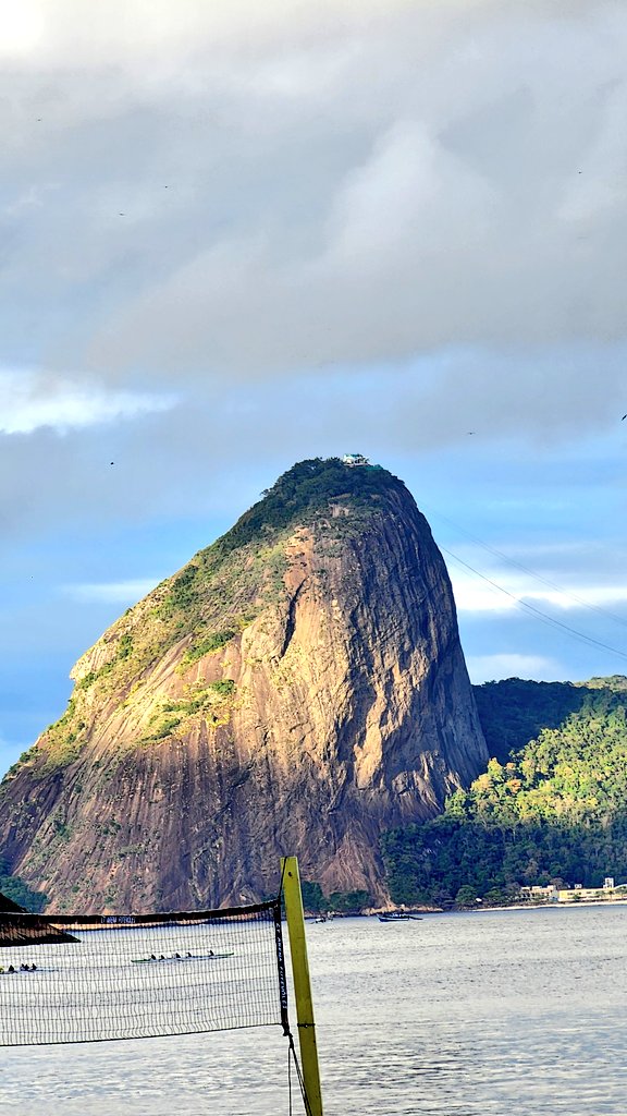 Primeiramente bom dia