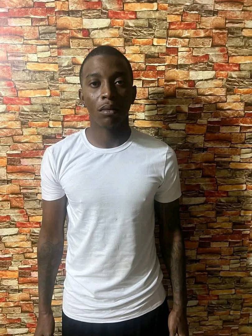 Édith G tweet media