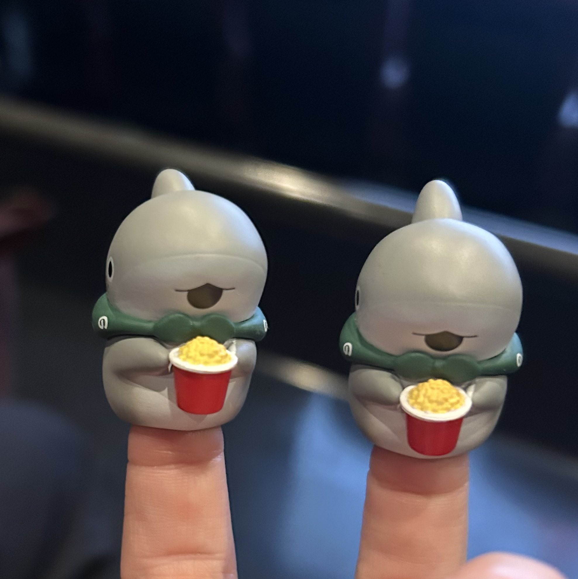 ザメちゃん確認 おでかけ子ザメ プロフィールキーホルダー 子ザメちゃんブルー