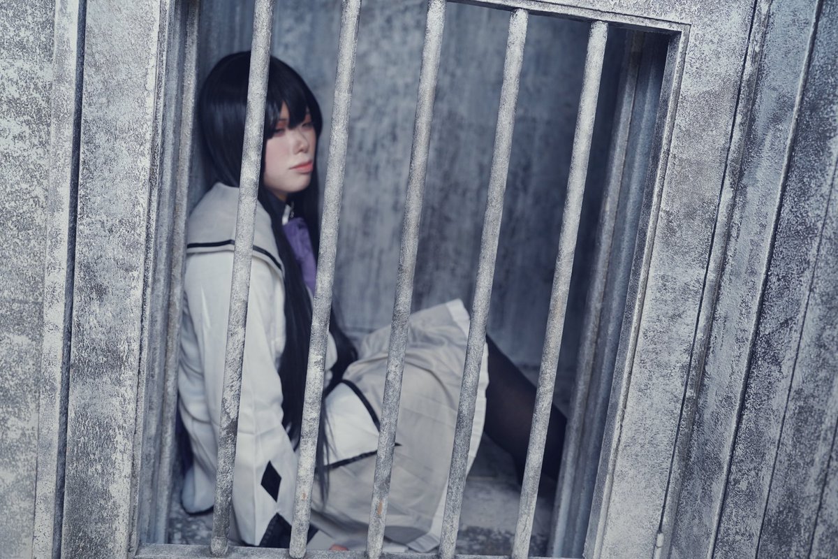 #毎日投稿 
【コスプレ/Cosplay】

魔法少女まどかマギカ
暁美ほむら

────────────
どうして、わかってくれないの、
────────────

 #コスプレ  #Cosplay