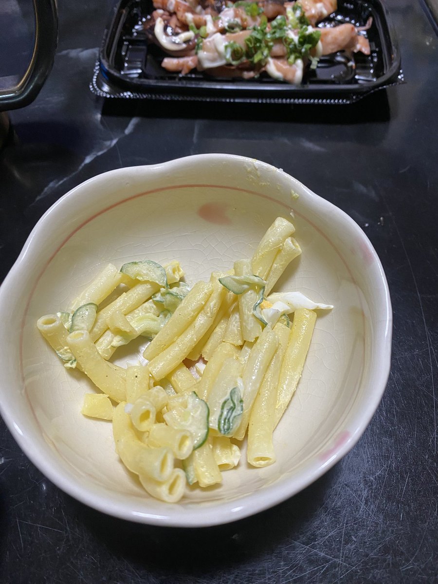 お仕事も定時であがり、お風呂入って今日の晩御飯🙌