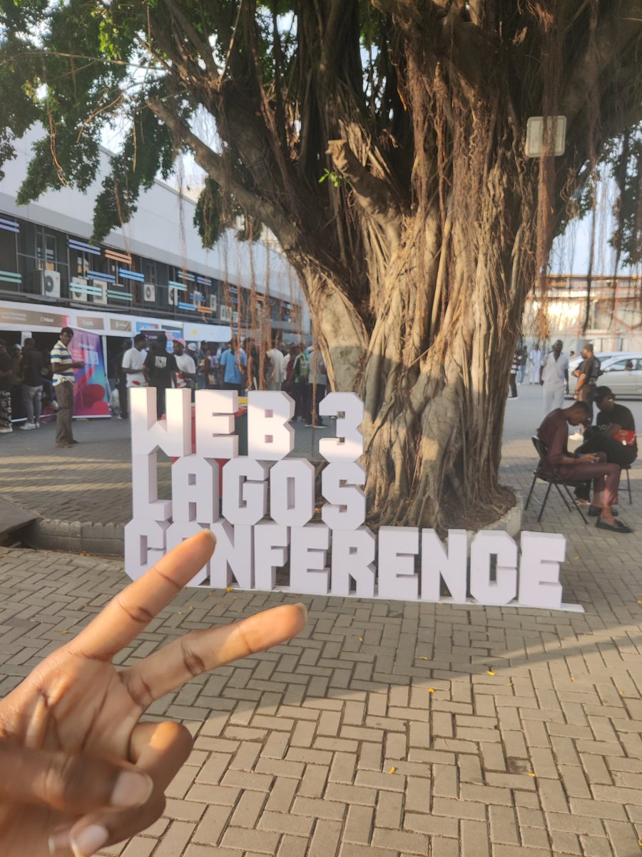 SaltySurvivor_'s tweet image. GM CT,
Im glad to have spent my weekend at the amazing @Web3LagosCon! 
Got to learn a lot and meet and connect with a lot of cool peeps, can&apos;t wait for next year 🤩
#web3lagosconference