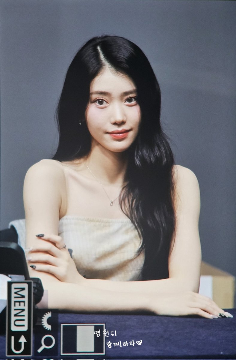 Shineting1112's tweet image. #션샤오팅 #심소정 #Xiaoting
#Kep1er #케플러 

20250902 뮤직플랜트 preview