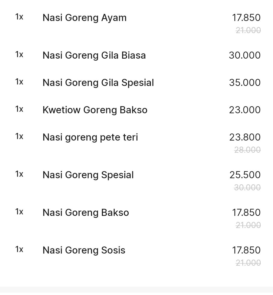 시위 나가던 때가 생각나서 도저히 가만히 있을 수 없었어요. 별거 아니지만 인도네시아 사람들이게 힘이 되길 바랍니다..
뭐가 돼지고기가 안 들어있는지 모르겠어서 나시고랭 여러개 시켜봤어요
8개 시켜도 3만원이 안 나옴!!

왜인지 샹그릴라 호텔이 검색이 안되더라고요 그래서 다른곳으로..🇮🇩🇮🇩