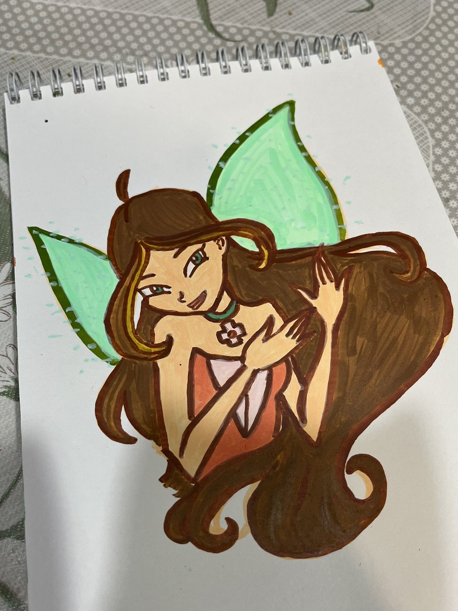 Позавчера нарисовала Флору Анютке. Это её любимая фея!