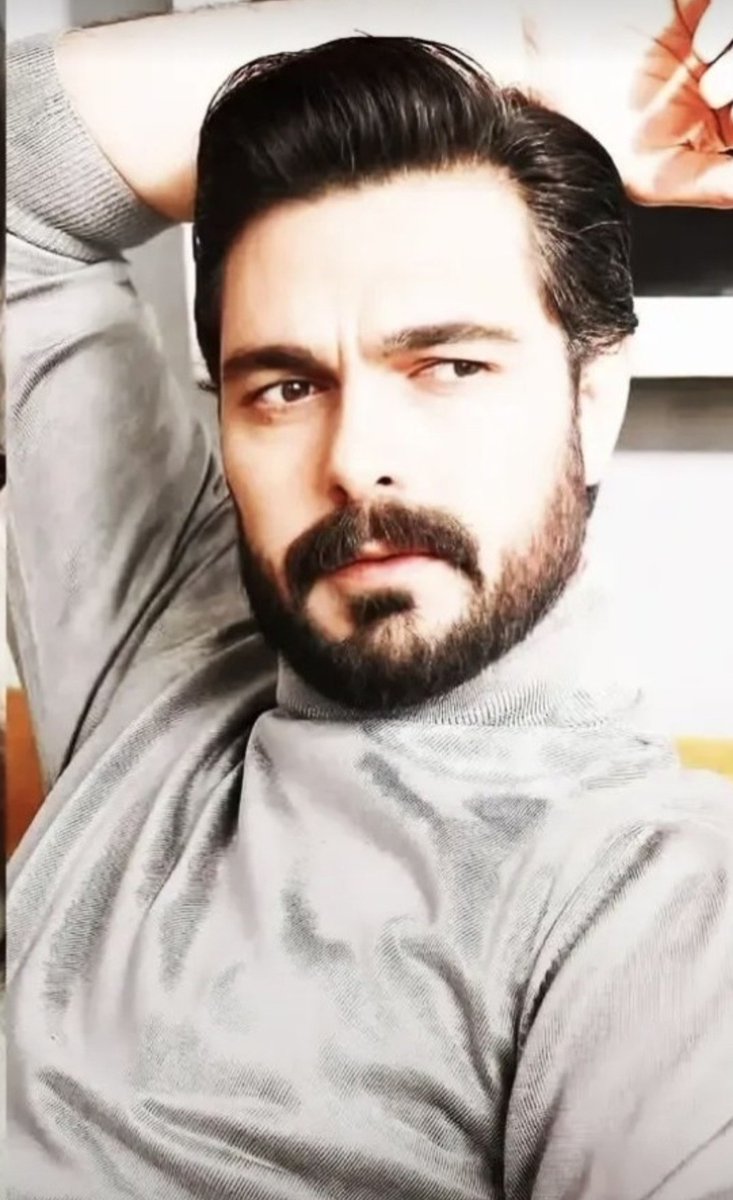 mutluluk çok fazla şey gerektirmez sadece nazik bir kalp ve detayların güzelliğini görebilecek bir göz 

25rt 

HalilİbrahimCeyhan 
#HalilİbrahimCeyhan