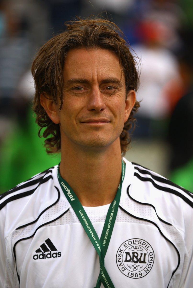 🕵️‍♂️ In 2016, Thomas Frank's management of Danish club Brøndby was heavily criticised on an online forum.

💻 An account by the name of 'Oscar' called for a change of coach, citing Frank's inability to integrate new players and lack of authority.

😳 It was revealed Frank's critic