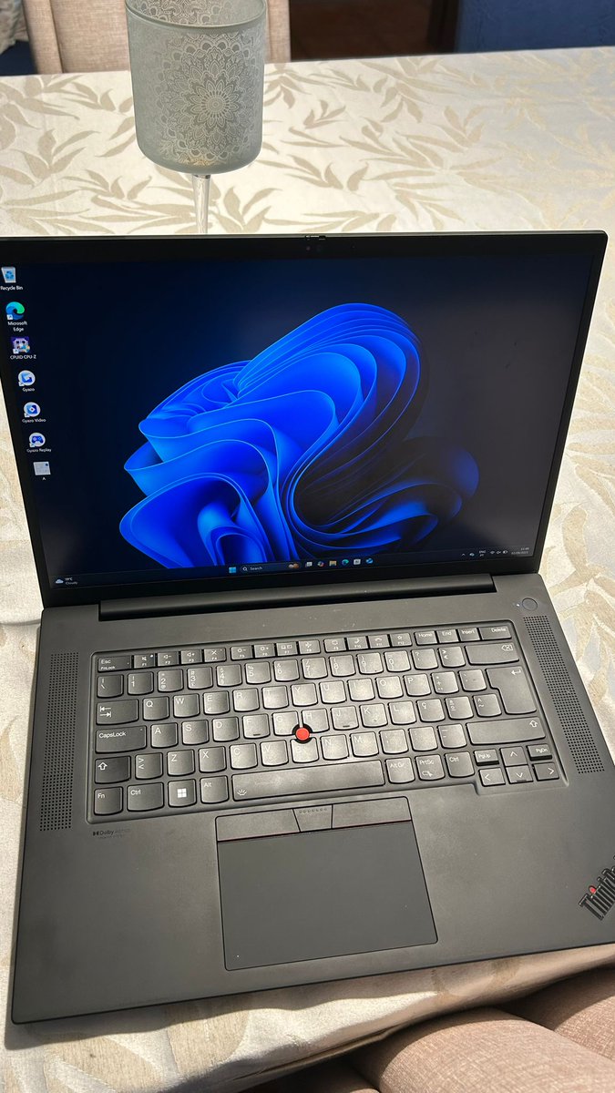 omoreirajc's tweet image. Vendo - Lenovo Thinkpad X1 Extreme Gen4
Intel Core i7-11850H vPro
NVIDIA GeForce RTX 3050Ti 4GB
2x 32GB DRR4 3200
1TB SSD
