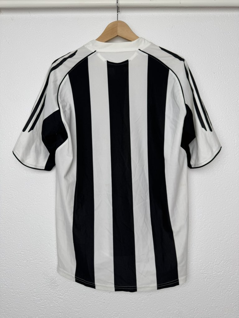 Legit5400's tweet photo. @JonesyShirts So far only this, but there are some 90‘s bits coming end of week if i remember correctly https://t.co/KjjKgb228j