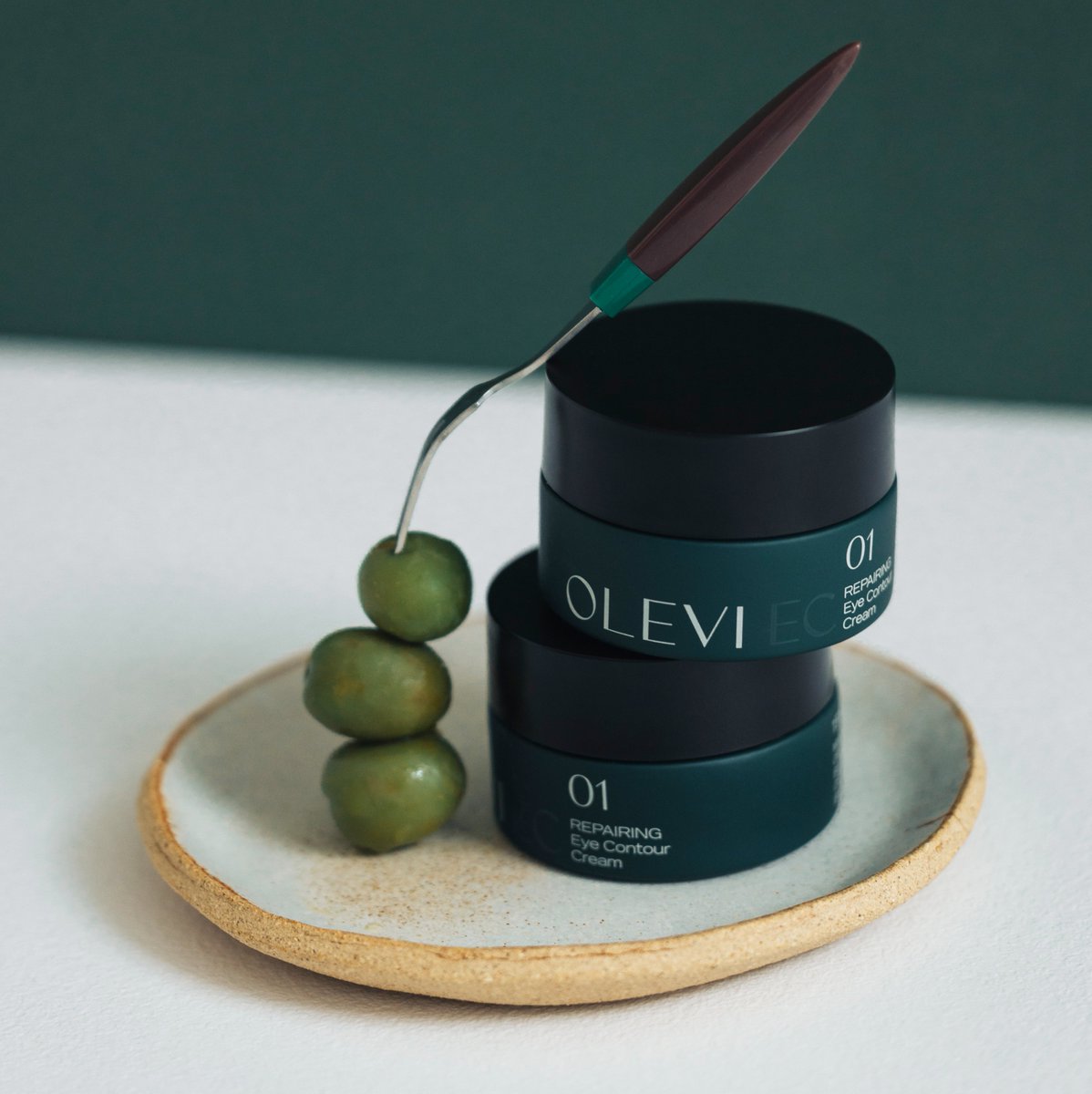 🫒@Olevi revoluciona la cosmética natural con Olea Vitae, el activo inspirado en la vitalidad del olivo
oleorevista.com/texto-diario/m…