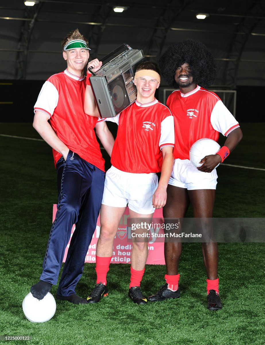 shitbritishpics's tweet photo. Emmanuel Eboue, Andrey Arshavin and Nicklas Bendtner of Arsenal in 1980's Arsenal retro kit to promote 25 years of the Arsenal Community Department at the Arsenal Training Ground (2010) https://t.co/UVFeasdXm1