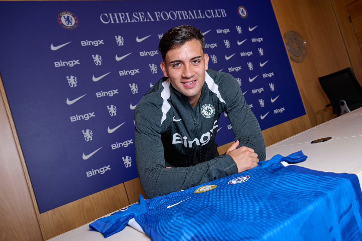 🚨𝗖𝗛𝗘𝗟𝗦𝗘𝗔 𝗔 𝗗𝗘́𝗣𝗘𝗡𝗦𝗘́ 𝟯𝟮𝟴𝗠€ 𝗖𝗘𝗧 𝗘́𝗧𝗘́ 𝗘𝗧 𝗦’𝗘𝗦𝗧 𝗥𝗘𝗧𝗥𝗢𝗨𝗩𝗘́ 𝗔𝗩𝗘𝗖 𝗨𝗡 𝗦𝗢𝗟𝗗𝗘 𝗣𝗢𝗦𝗜𝗧𝗜𝗙 𝗗𝗘 𝟰𝗠€ ! 🤯✅ 

Le club londonien a plus vendu qu’il n’a dépensé. 

332M€ de ventes. 💰