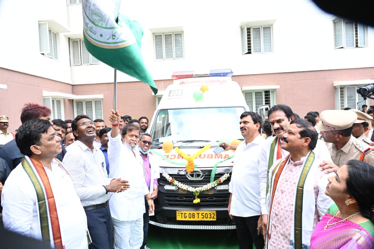 IPRDepartment (@iprtelangana) on Twitter photo 🏥 Govt Medical & Nursing College Inaugurated in Mahabubabad..
Hon'ble Ministers <a href="/DamodarCilarapu/">Damodar Raja Narasimha</a> , <a href="/INC_Ponguleti/">Ponguleti Srinivasa Reddy</a> & dignitaries inaugurated the campus, built at a cost of ₹186 Cr.
🔸 50-bed Critical Care Block
🔸Medical & Nursing College
🔸 Hostels for boys & girls
🔸 Skill 🏥 Govt Medical & Nursing College Inaugurated in Mahabubabad..
Hon'ble Ministers <a href="/DamodarCilarapu/">Damodar Raja Narasimha</a> , <a href="/INC_Ponguleti/">Ponguleti Srinivasa Reddy</a> & dignitaries inaugurated the campus, built at a cost of ₹186 Cr.
🔸 50-bed Critical Care Block
🔸Medical & Nursing College
🔸 Hostels for boys & girls
🔸 Skill