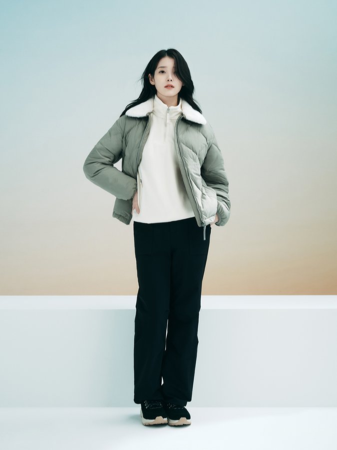 크💚💚

#아이유 #IU #블랙야크
