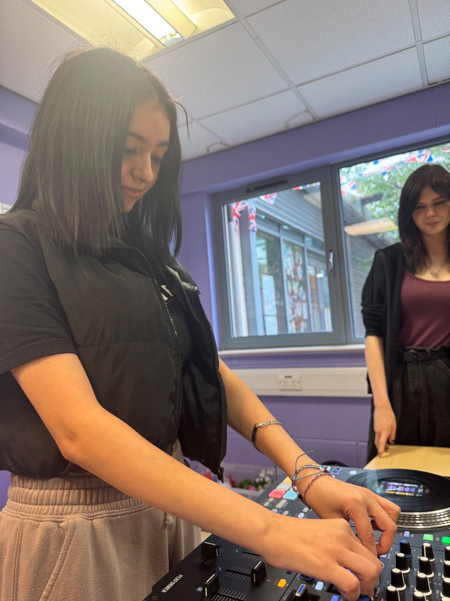 DJ Methodz tweet media