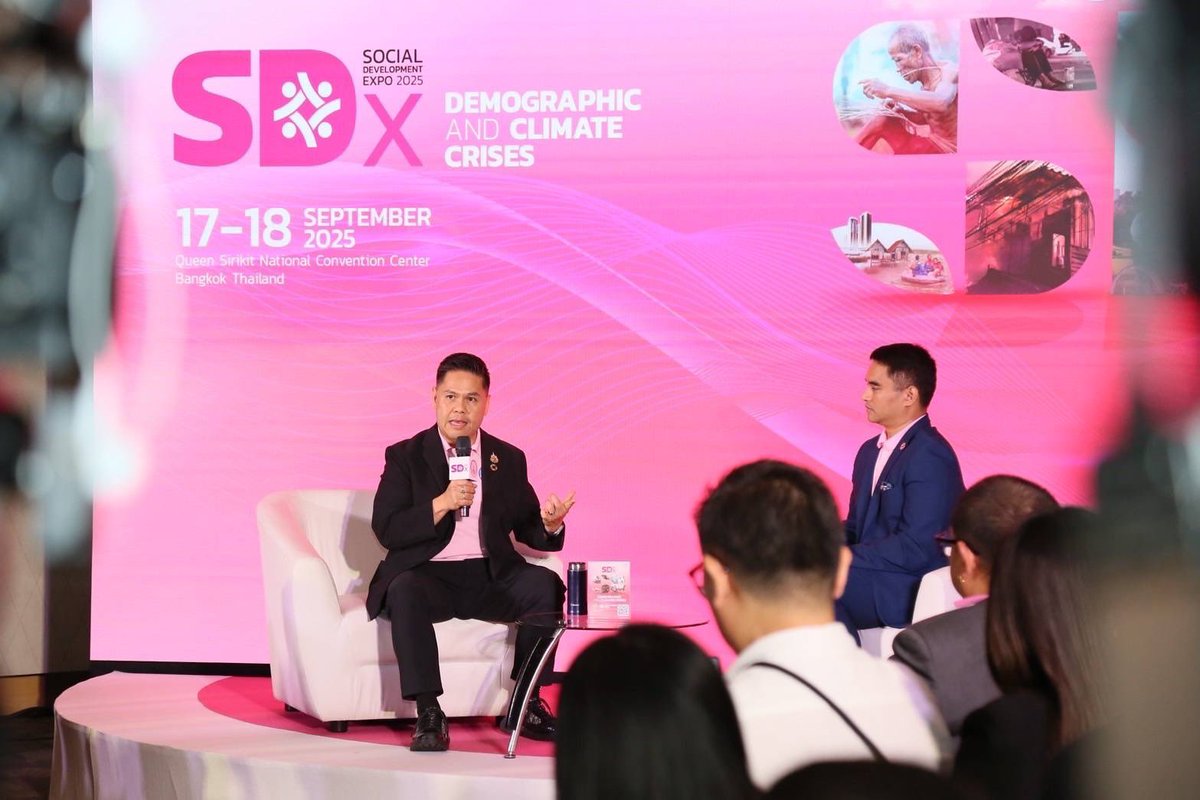 TopVarawut's tweet image. วันนี้ผมอยากจะชวนคุยเรื่องที่เราอาจจะมองข้าม แต่ใกล้ตัวเราทุกคนมากๆ นั่นคือ &quot;วิกฤตซ้อนวิกฤต&quot; ที่ประเทศไทยกำลังเผชิญอยู่ครับ

​วิกฤตแรกคือ วิกฤตประชากร (Demographic Crisis) ที่ตอนนี้ประชากรโลกกำลังลดลงอย่างต่อเนื่อง…