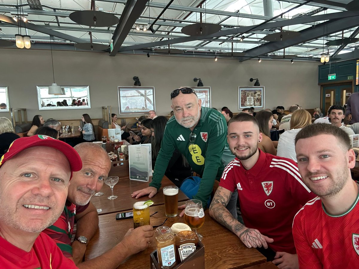 Back to international duties…Stansted to Istanbul to Astana Kazakhstan…WalesAway 🍻🏴󠁧󠁢󠁷󠁬󠁳󠁿👌