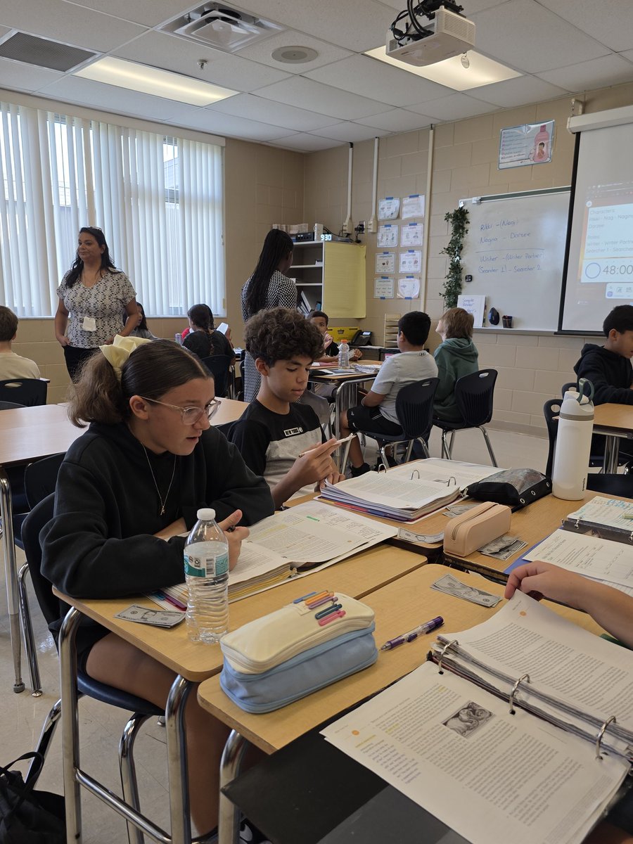 MsMcCracken1's tweet image. Last week, Mr. Mert introduced a new collaborative structure to his students, holding students accountable as they discussed themes and character perspectives in Rikki-Tikki-Tavi. #RusheNation #SoaringtoExtraordinary #RavensFueltheFire @rushemiddle