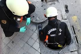 guardiacivil's tweet photo. ¡Héroes invisibles! Subsuelo en la @guardiacivil.
Conoce la especialidad desde dentro.
👇
https://t.co/dMaDonKGZG https://t.co/C3SuH7ZEXU
