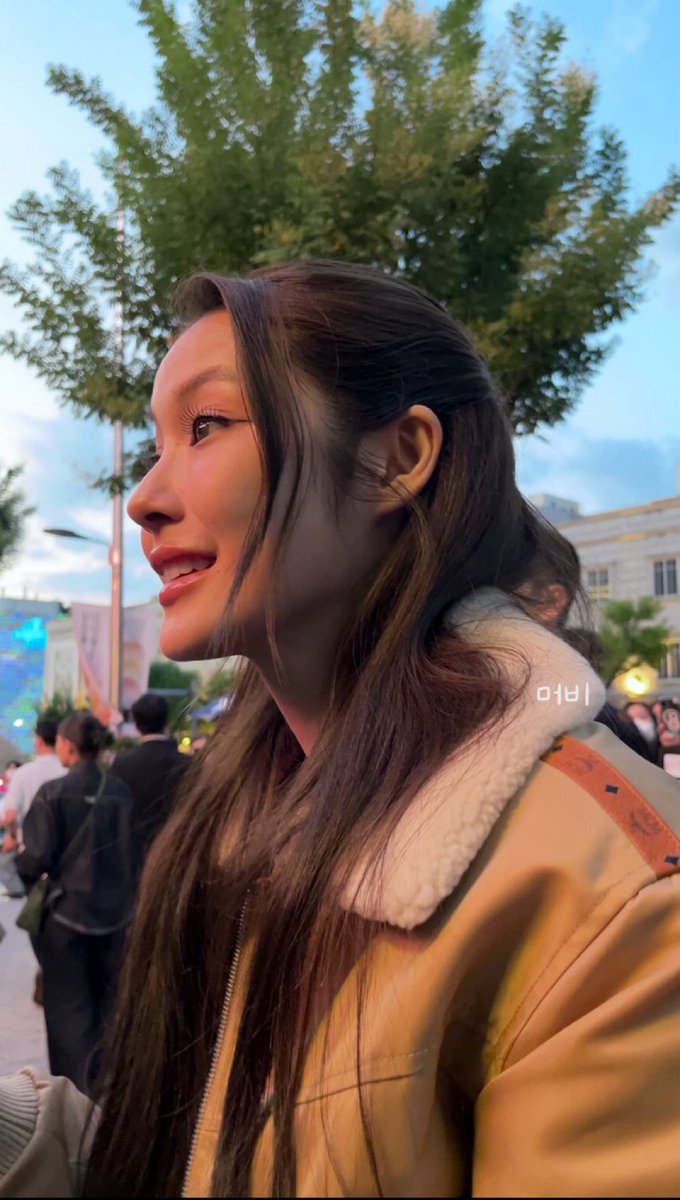 머비야... 살앗지?

#NamtanTipnaree
NAMTAN MCM HAUS
#MCMinSeoulxNamtan