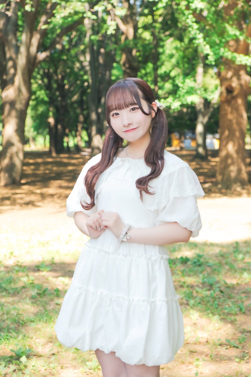 ✴︎ ┈┈┈┈┈┈┈┈┈┈┈┈ ✴︎
  
　       LumiDay
▷ #ルミディ メンバー2人目公開 ◁

 桃園かな / ももぞのかな

メンバーカラー：ピンク

「今は小さな原石だけど、あなたと輝く大きなダイヤモンドになりたい」」

✴︎このポスト100いいねでアナザーショット公開

#LumiDay #ルミディ