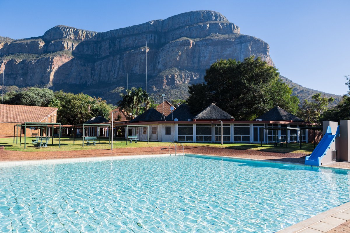 🏕️ Framed by towering mountains and kissed by summer sun 🌄 #ForeverSwadini is where adventure meets serenity 🌞 Hike, swim, or simply breathe it all in this FOREVER Summer! 🏊‍♀️

Visit foreverswadini.co.za or call us on 015 795 5141 to book. 

 #ForeverResort