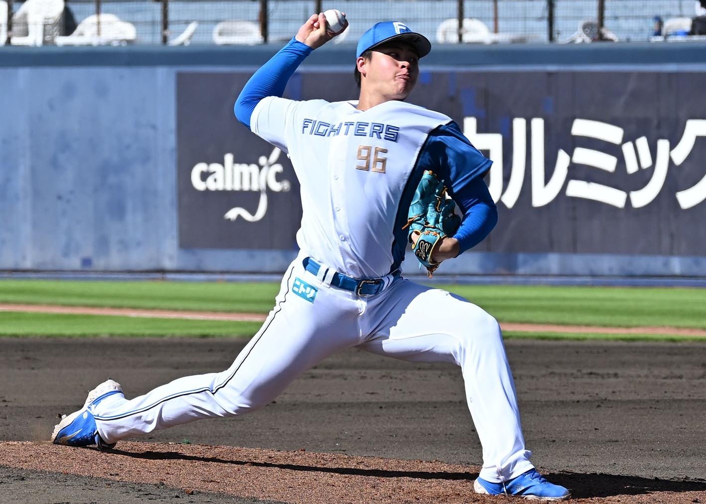 道新スポーツ (@doshinsports) / X