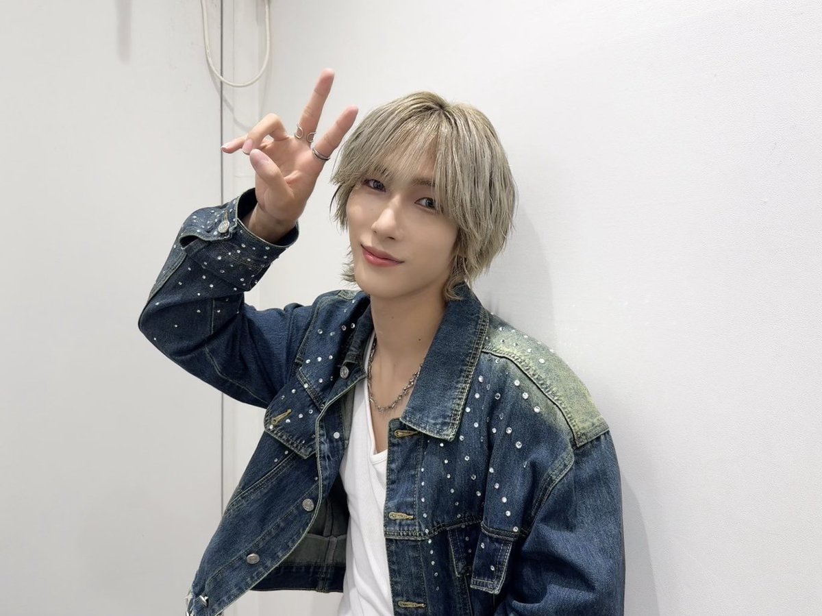 Post by 福井 巴也 on X: 9月もヨロ🍂