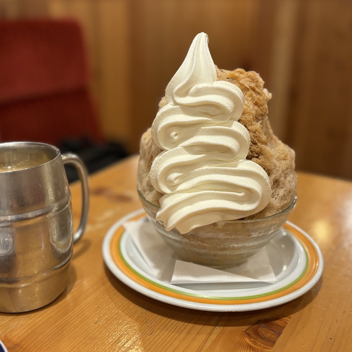 ミニチャイ氷+ソフトクリーム 美味しい〜最後溶けてもアイスチャイになる、神🥳
