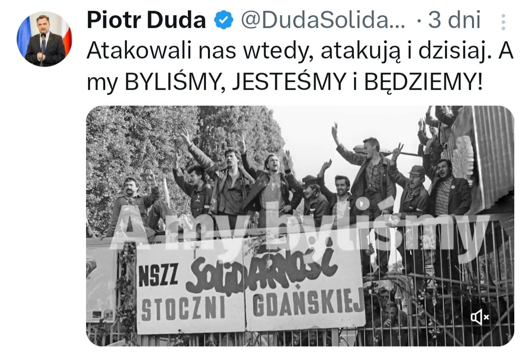 Piotrek do dzisiaj ma żal do strajkujących, że w niego i w jego kolegów rzucali różnymi przedmiotami.